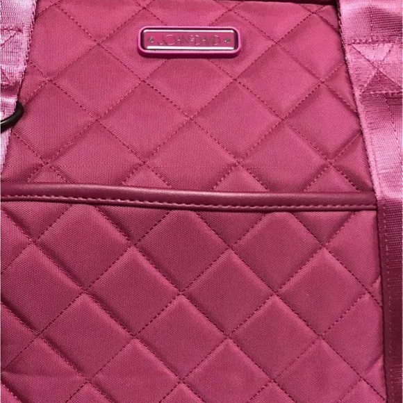 NWT Joan Rivers Quilted Nylon Travel Pet Double Strap Burgundy 20” MSRP $290 - Picture 7 of 11